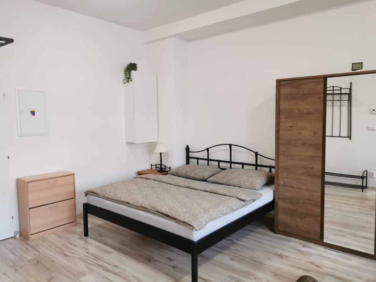 Apartament ลิฟตอฟสกีมิคูลาช ภายนอก รูปภาพ